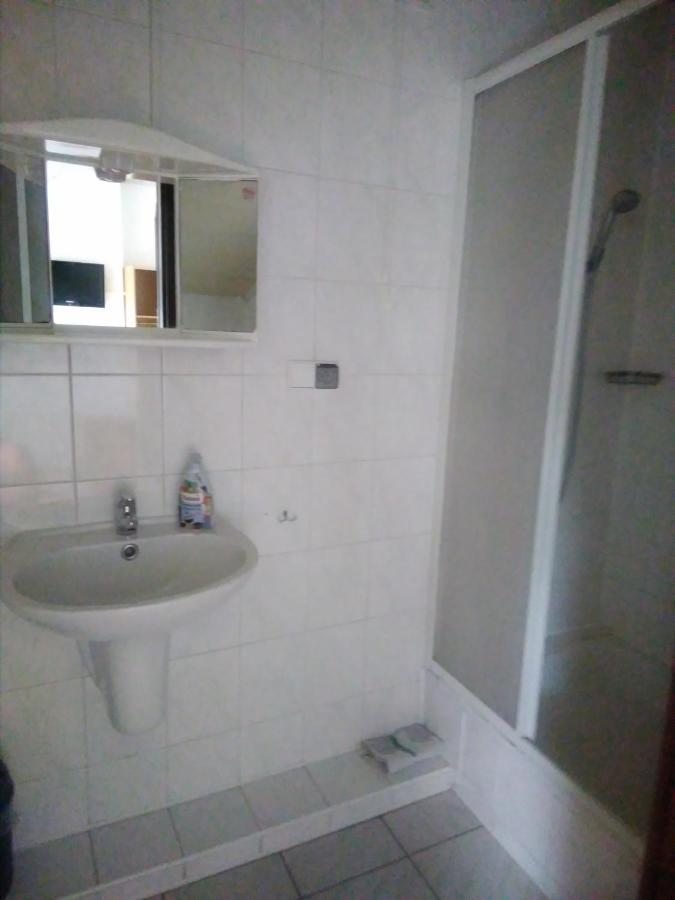 Dom Pod Sosnami Bed and Breakfast Mielno  Buitenkant foto