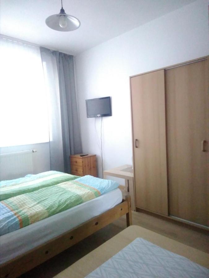 Dom Pod Sosnami Bed and Breakfast Mielno  Buitenkant foto