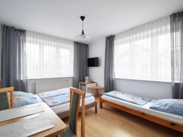 Dom Pod Sosnami Bed and Breakfast Mielno  Buitenkant foto
