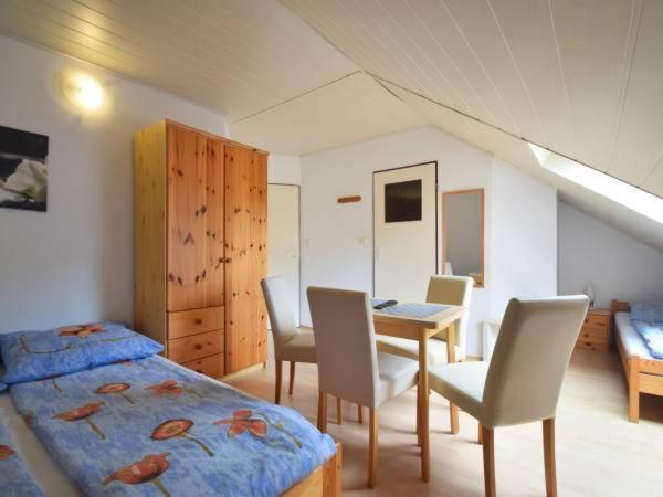Dom Pod Sosnami Bed and Breakfast Mielno  Buitenkant foto